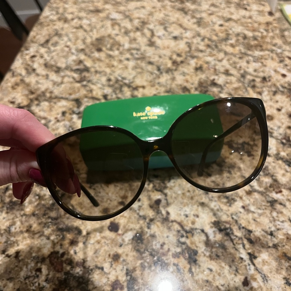 Kate Spade sunglasses & case